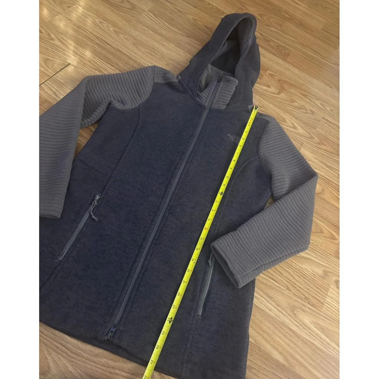 The North Face Jacket Women’s Size Medium - Image 5