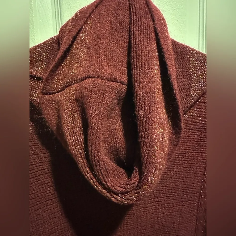 Burgundy turtleneck poncho gold threading Red Size undefined - Image 6
