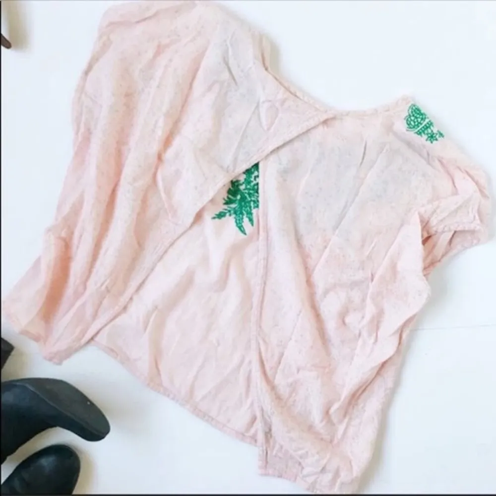 Urban Outfitters Staring At Stars Embroidered Open Back Boxy Crop Top Medium - Image 2