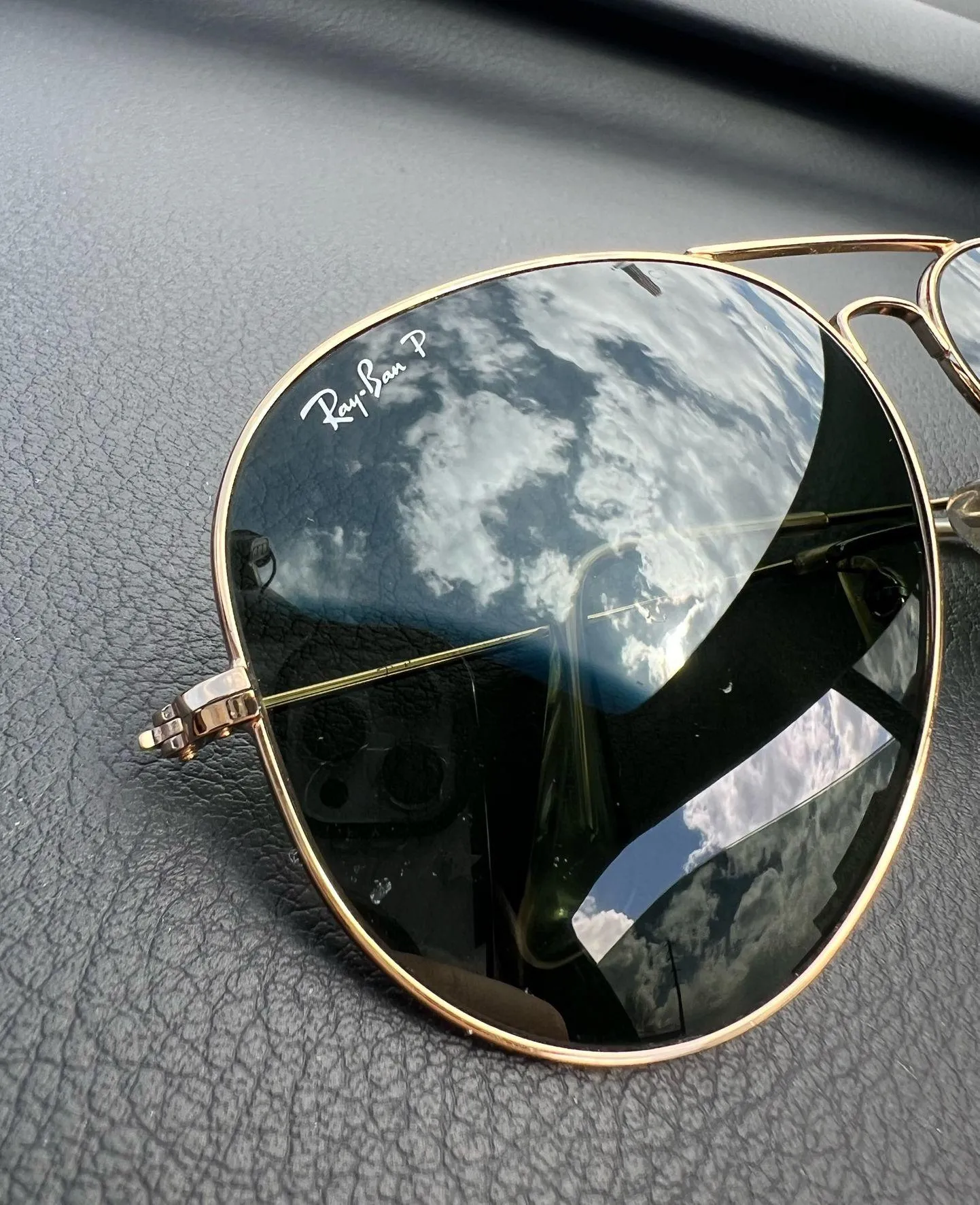 Ray Ban AVIATOR CLASSIC Sunglasses in Gold and Green - RB3025 polarized - Image 4
