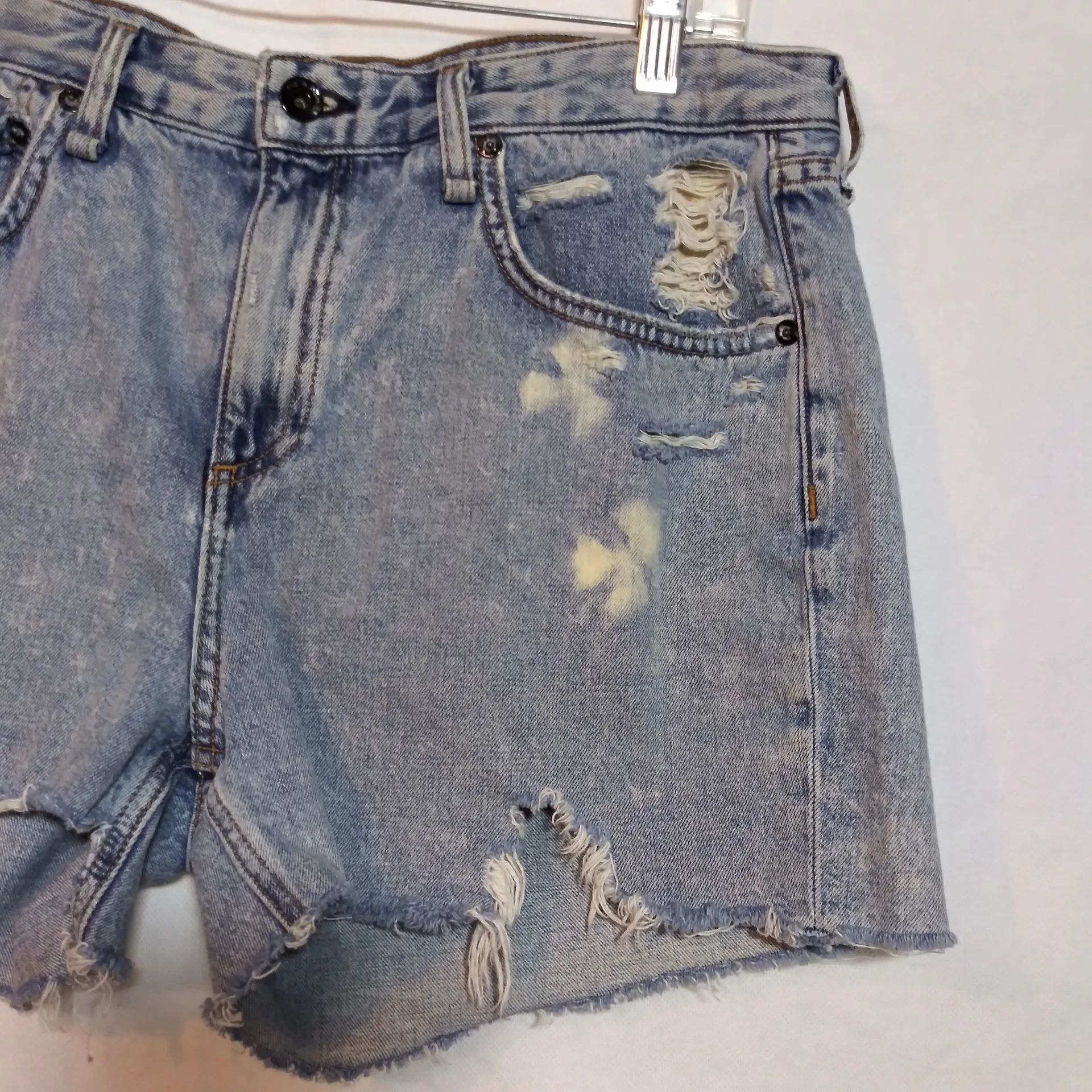 Rag & Bone Olson Dre Low Rise Distressed Denim Cut Off Shorts Size 29 - Image 3