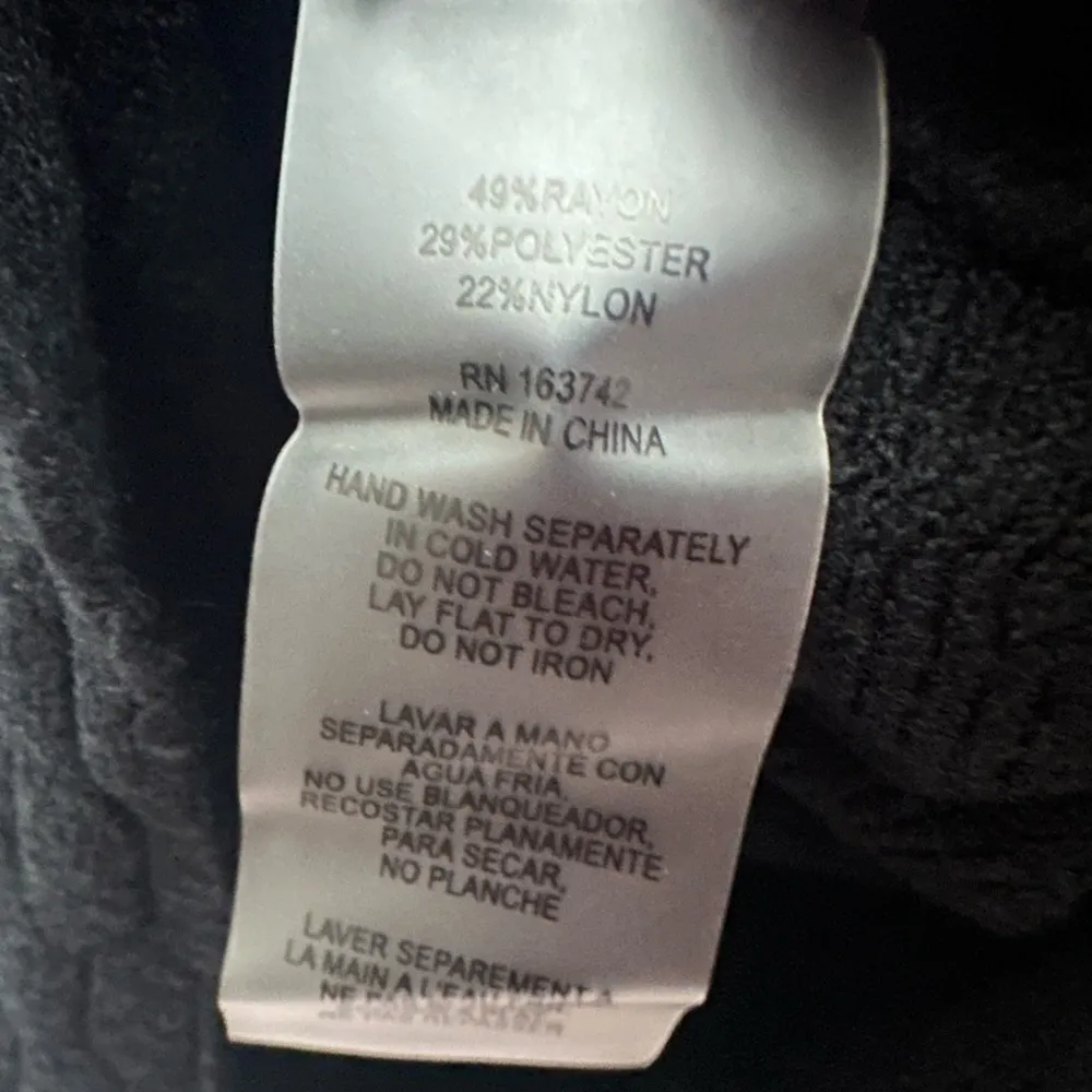 Vila Milano Ruffle Quarter Zip Pullover Size Large Black Textured Mock Neck NWT - Image 6