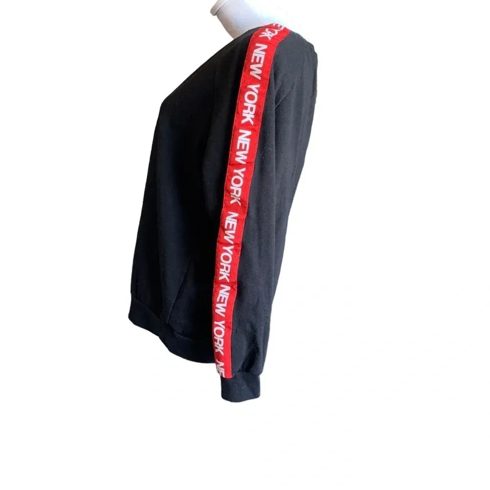 PEANUTS women's size large New York sweatshirt size large, snoopy Black - Image 5