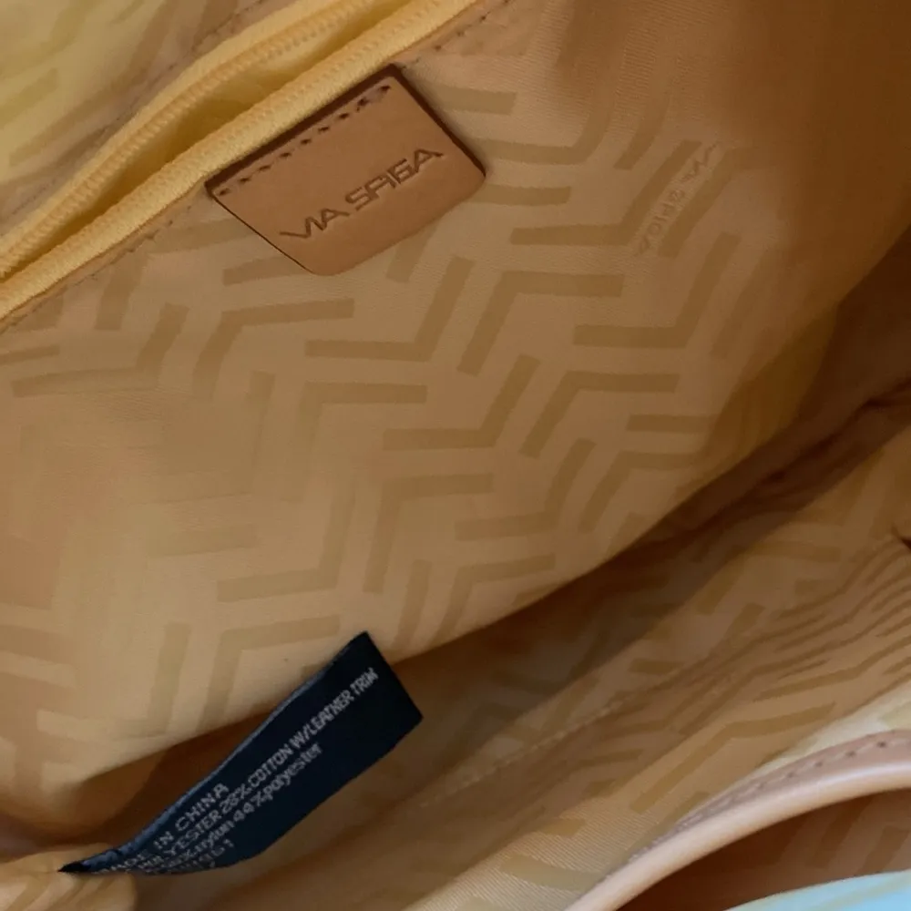 Via Spiga large signature hobo bag purse - Image 9