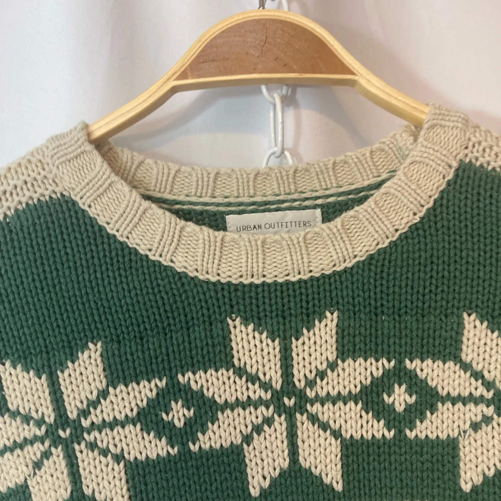 Urban Outfitters Knit Fair Isle Green White Winter Snowflakes Christmas Sweater - Image 5