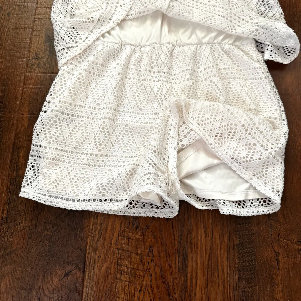 EXPRESS lace eyelet romper, size S/P - Image 5