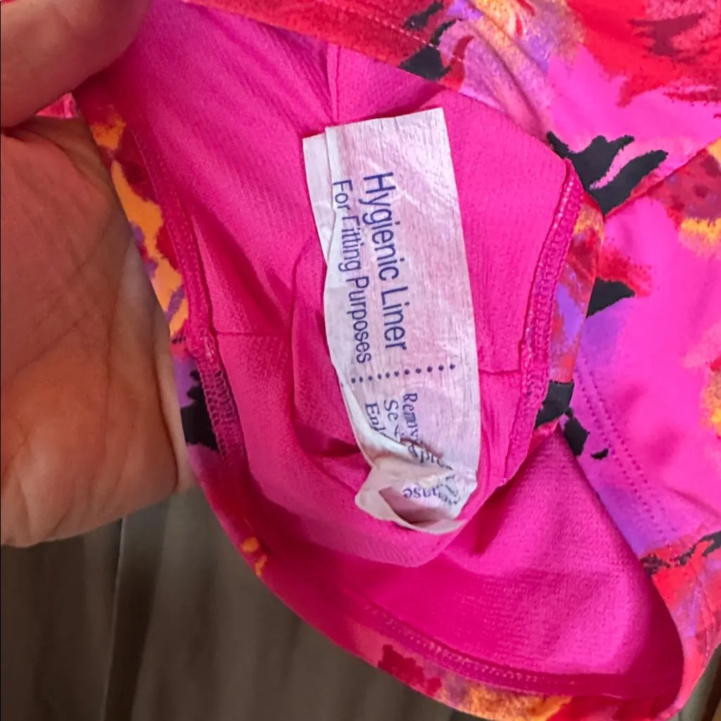 NWOT All in Motion Pink & Black Floral Swim Boyshorts Size Small UPF 50+ - Image 4