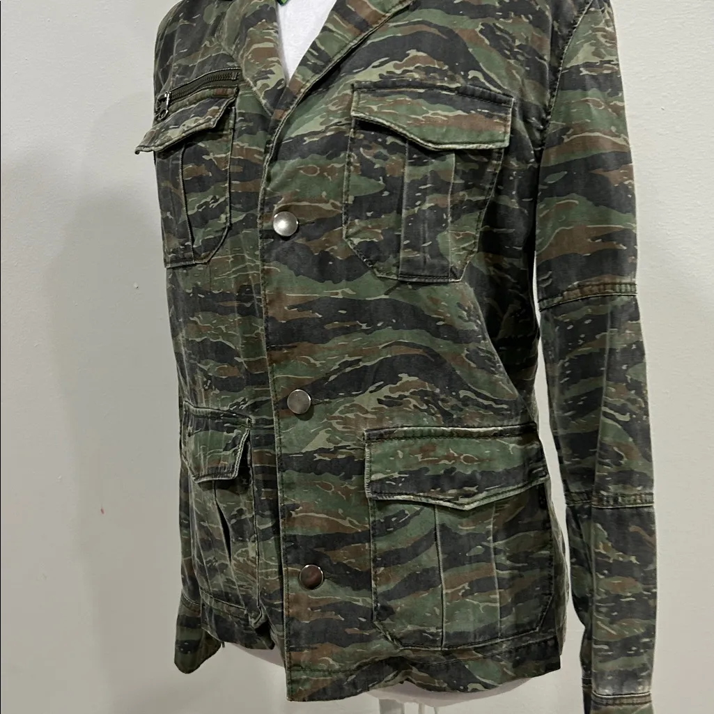 Pam & Gela Green Camouflage Utility Jacket,Petite Size P XS - Image 7
