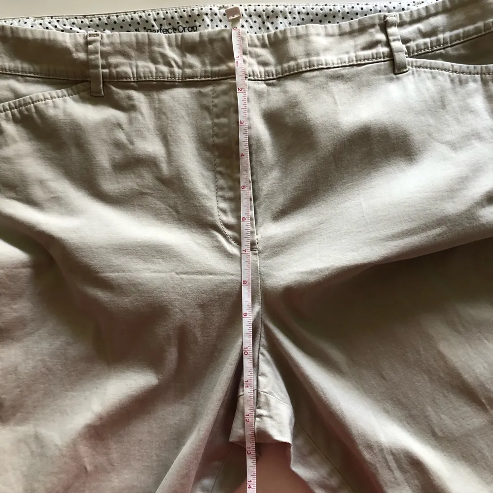 Talbots Sz 14 Perfect Crop Khaki Pants - Image 8