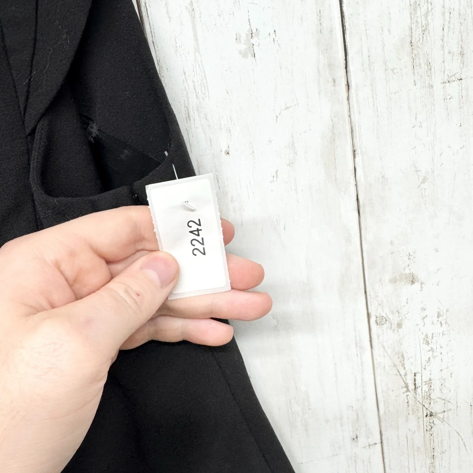 Floreat Top Women Size 2 Black Ruffle Vneck Sleeveless Blouse Ruffle Trim Preppy - Image 3