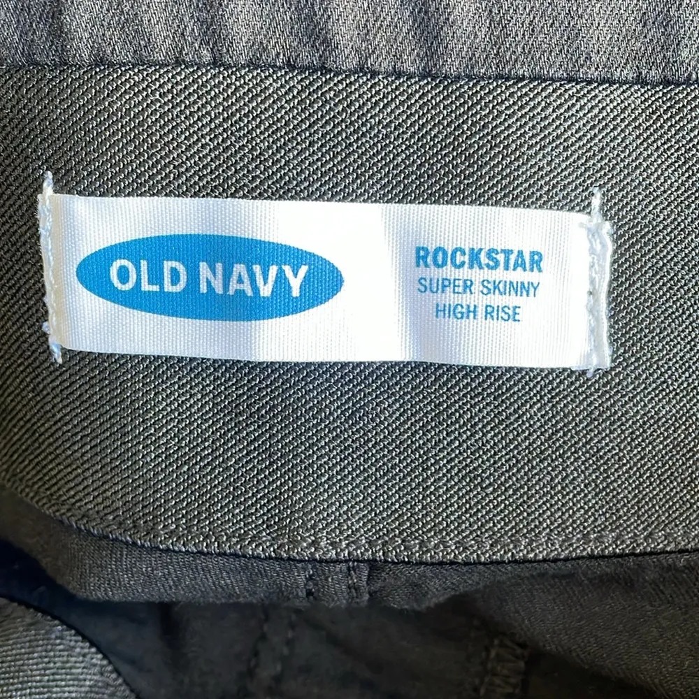 Old Navy Rockstar Super Skinny High Rise Jeans - Image 4