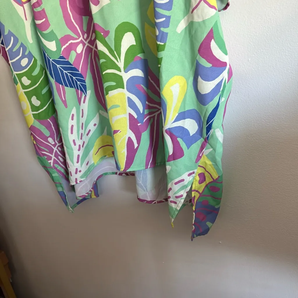 Cotton Bleu tropical lightweight V - Image 3