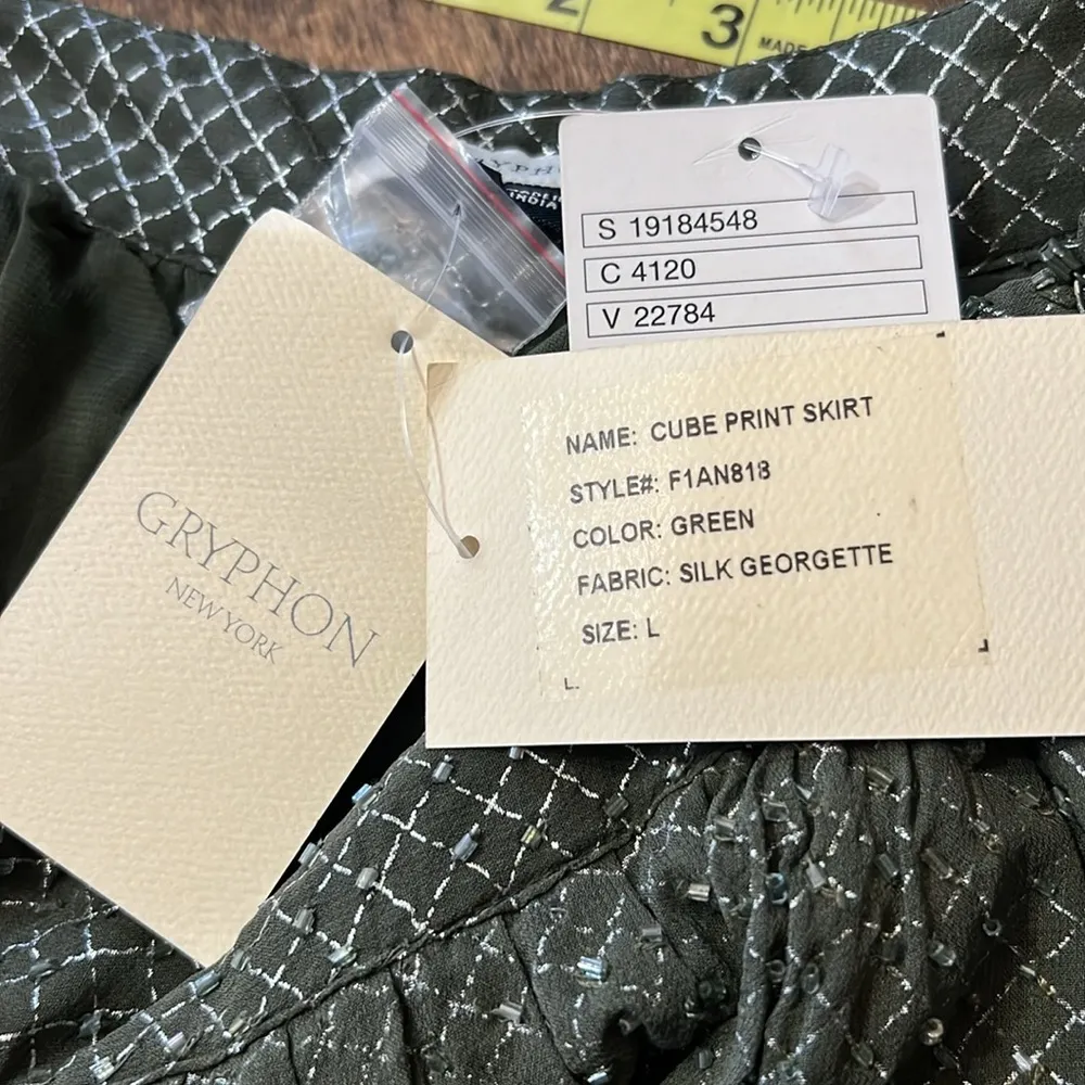 ANTHROPOLOGIE‎ by Gryphon Beaded Silk Mini Size Large NWT - Image 9