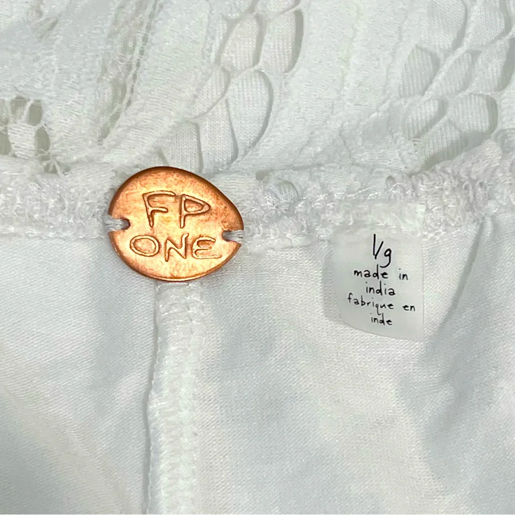 Free People Intimately Adella Lace Shorts in White, Size L, NWT - Image 13