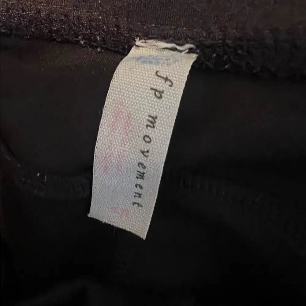 Free People FP Movement 25” Black Leggings Size Small - Image 6