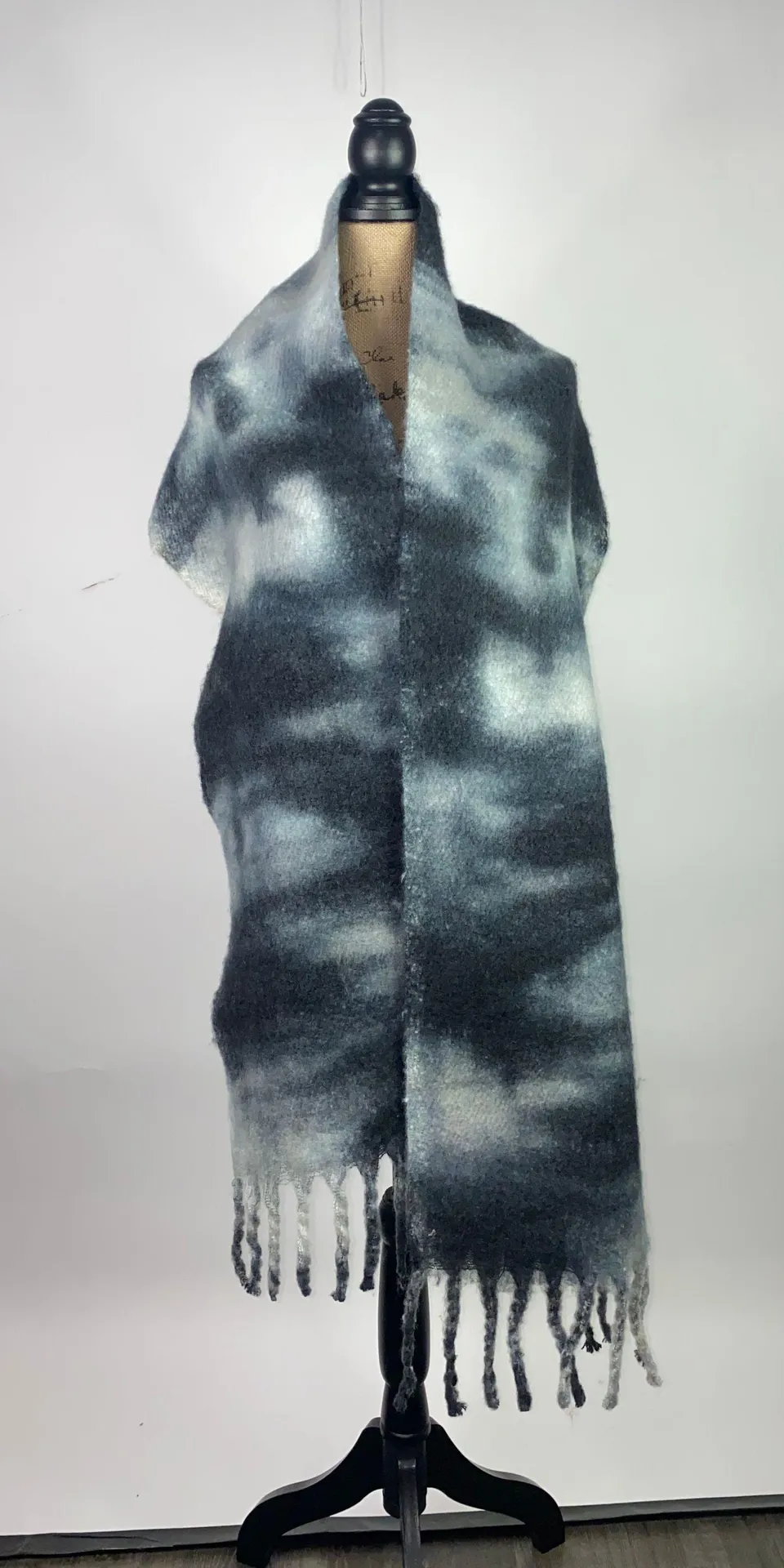 Urban Outfitters Comfy Scarf - Image 2