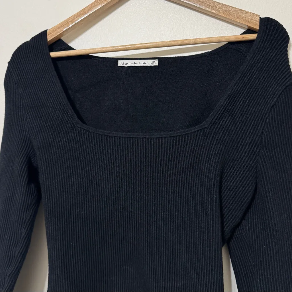 Abercrombie & Fitch Long Sleeve Squareneck Sweater Bodysuit Black Size Medium - Image 4