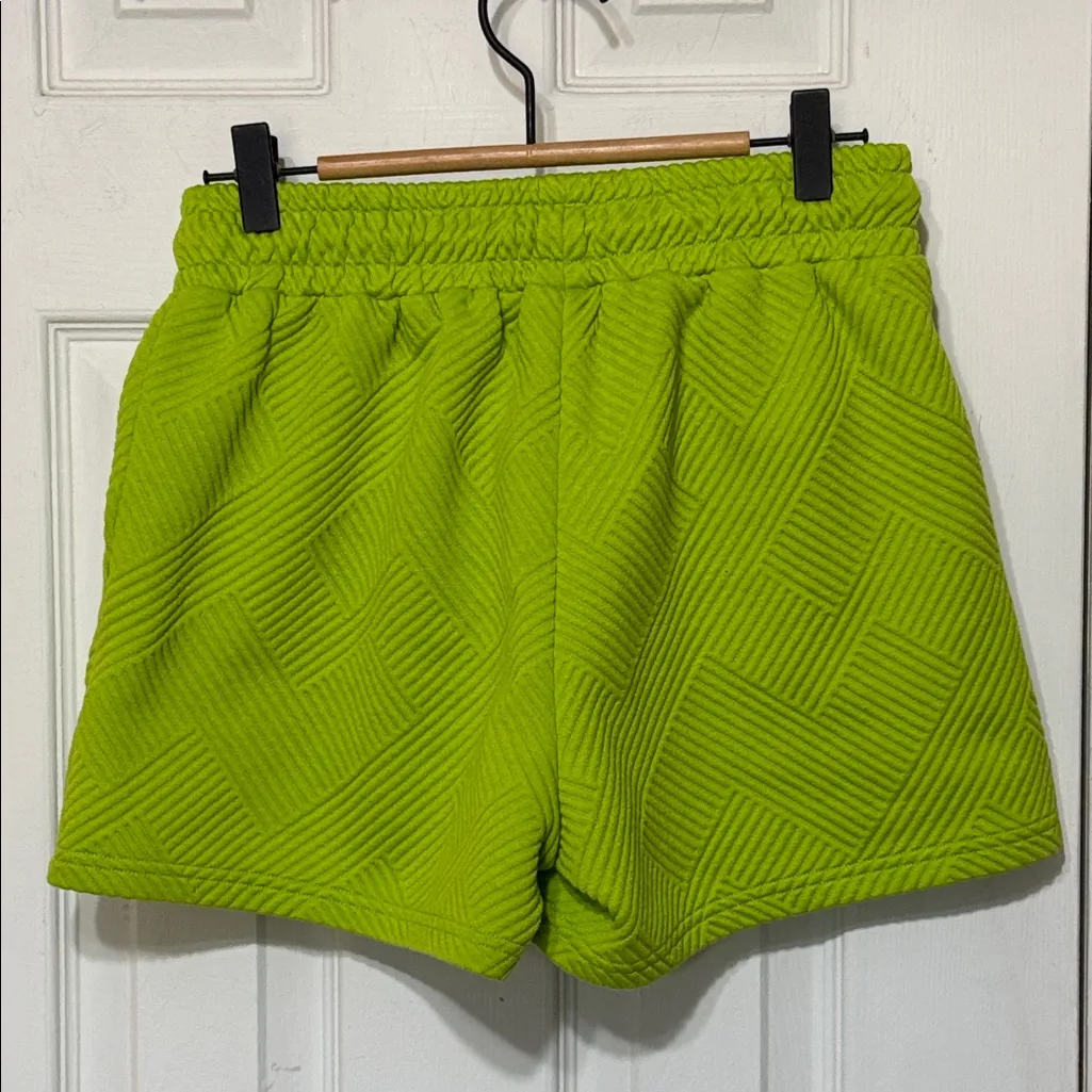 Vibrant Lime 🍋‍🟩 Green Women's Athletic Shorts Size Small - Image 3