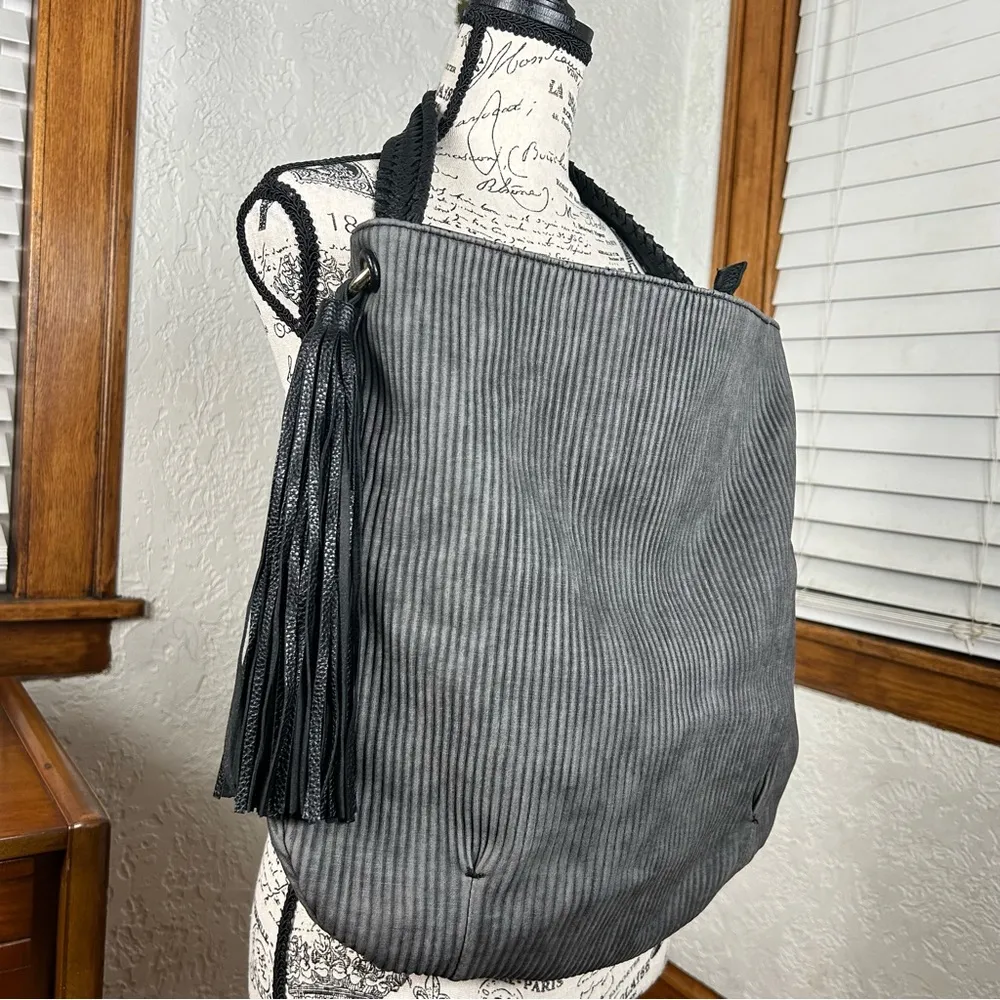 BOHOSondra Roberts Squared Faux Leather Shoulder Bag Purse - Image 9