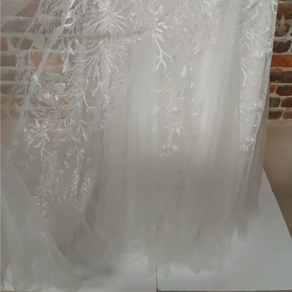 Lulus Bridal Wedding Gown Dress Size Small White Embroidered Beaded Sleeveless - Image 7