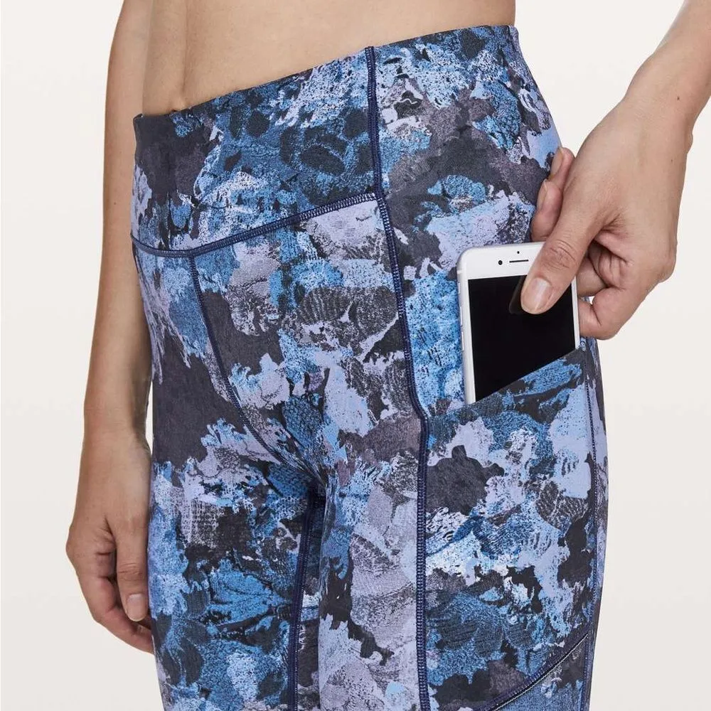 Lululemon Women’s Speed Up Tight Full On Lux Stream Screen Camo Multi Size 2 - Image 4