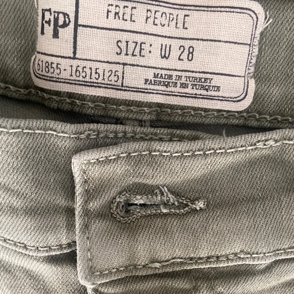 Free People Olive Skinny Distressed stretch skinnyJeans size-28 - Image 3