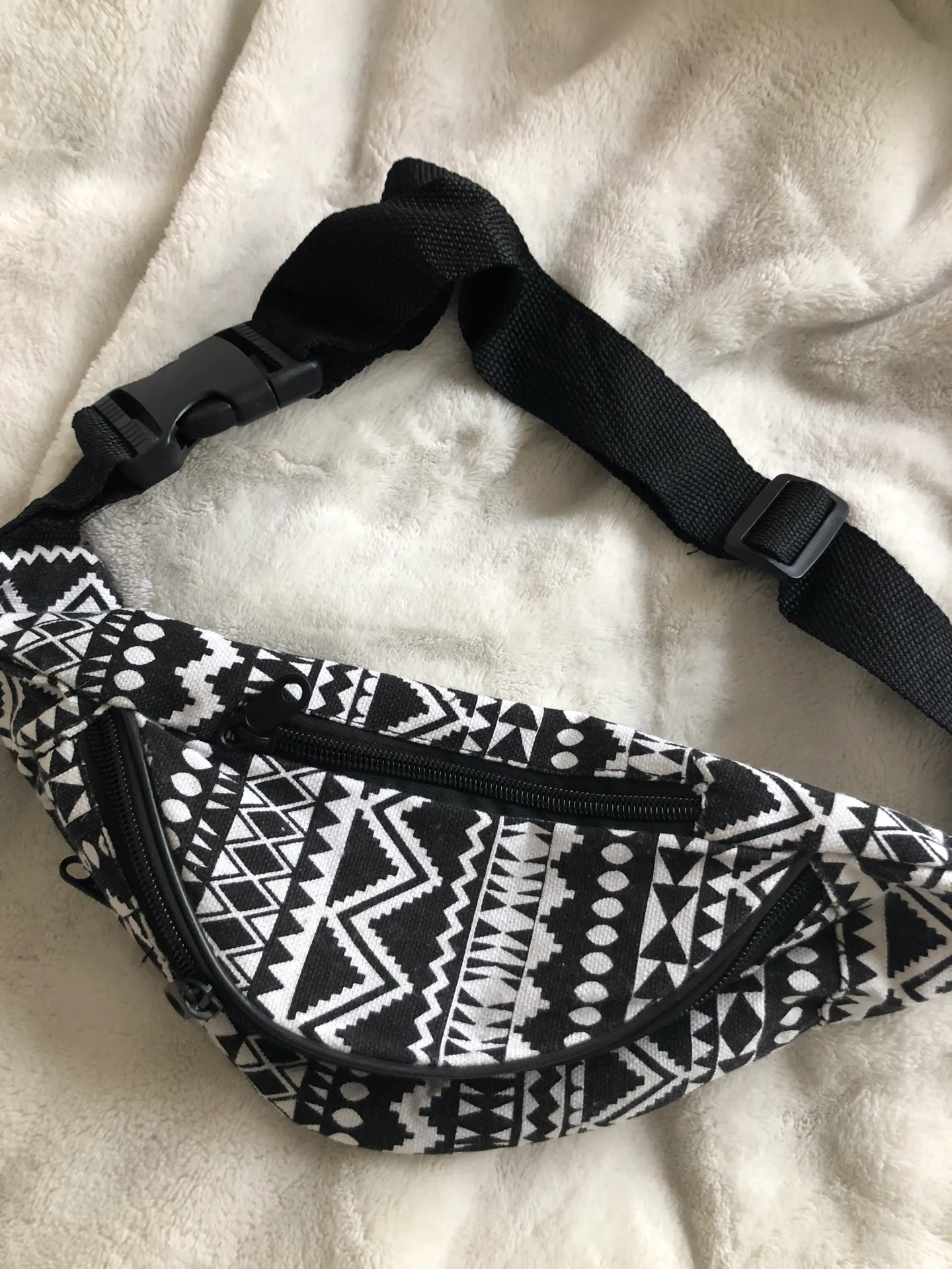 Aztec Print Fanny Pack Black - Image 3