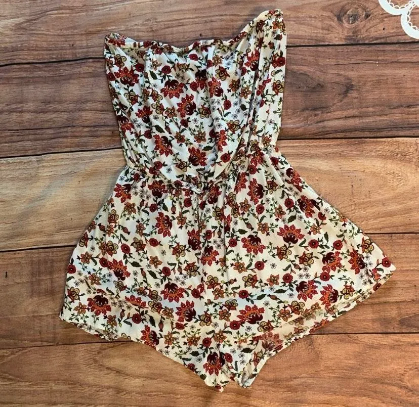 Strapless Floral Romper - Image 2