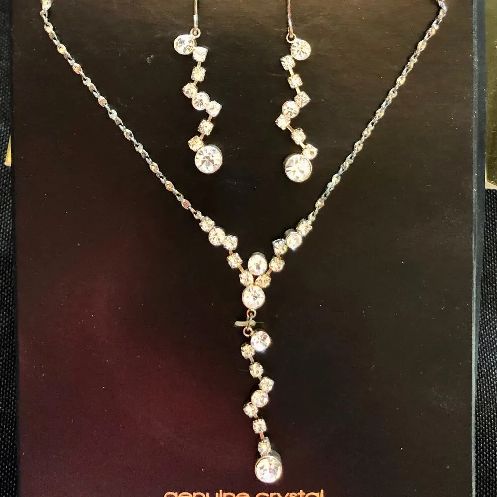 Claire's Icing 20" + extension Genuine crystal necklace and earrings set NWT Silver - Image 3