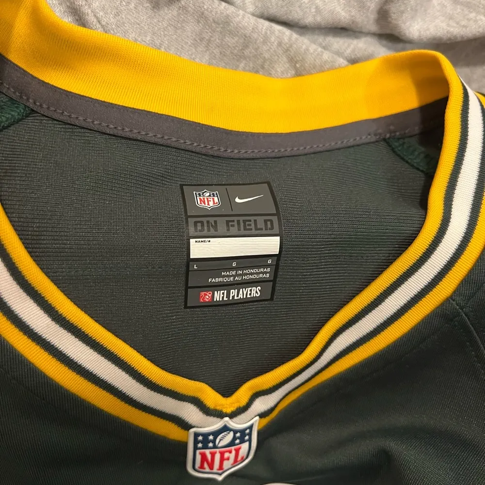 Official NFL Aaron Rodgers Packers Women’s Jersey - Image 2
