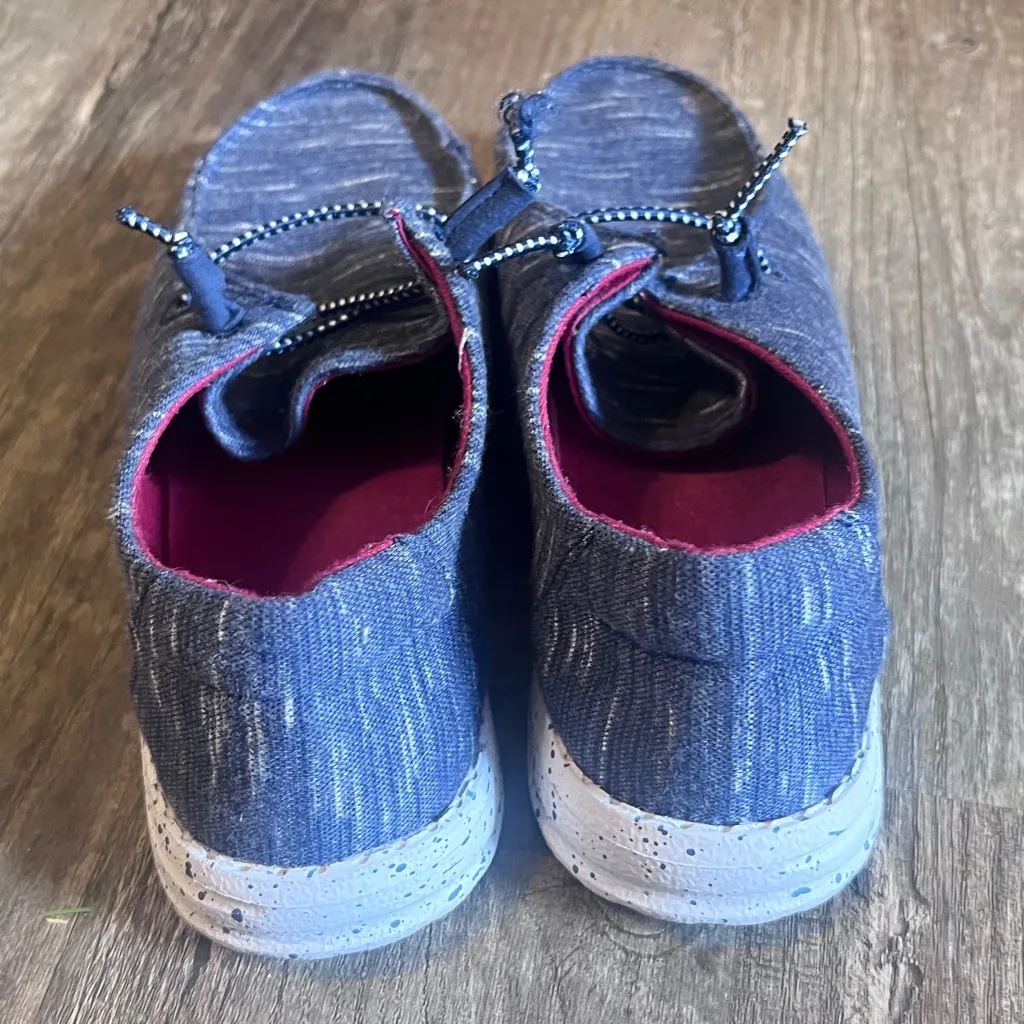 FINAL PRICE True Craft Shoes - Image 4