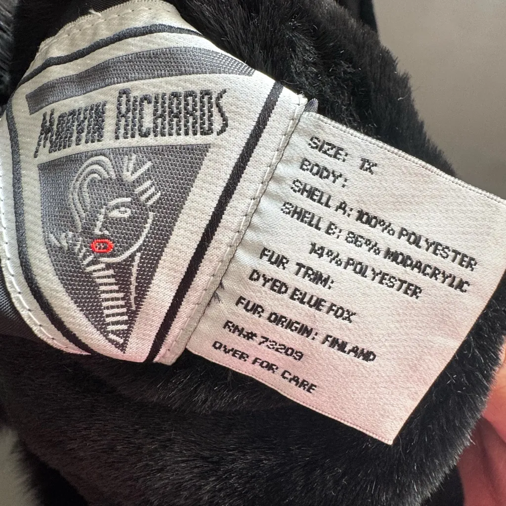 Marvin Richards Black Robe with Faux Fur Trim - Image 8