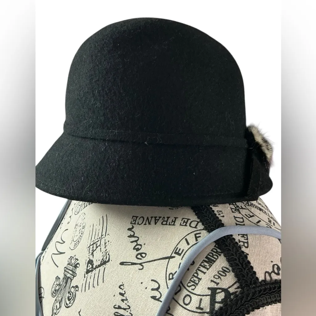 Elegant Black Women's Hat - Image 2