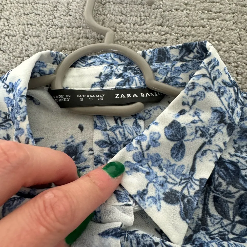 Zara Blue Chinoiserie Button-Down Top - Image 4