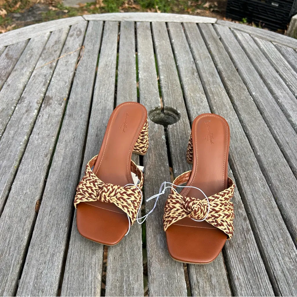 Nwt Women's Aaliyah Raffia Strappy Knot Sandal Heels - Universal Thread size 7 - Image 2