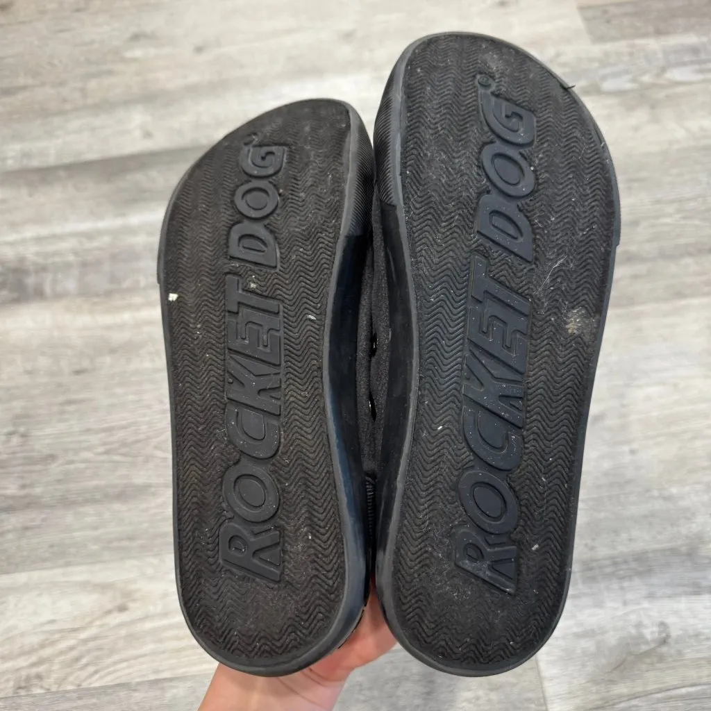 Rocket Dog black lace up sneakers women size 9.5 - Image 4