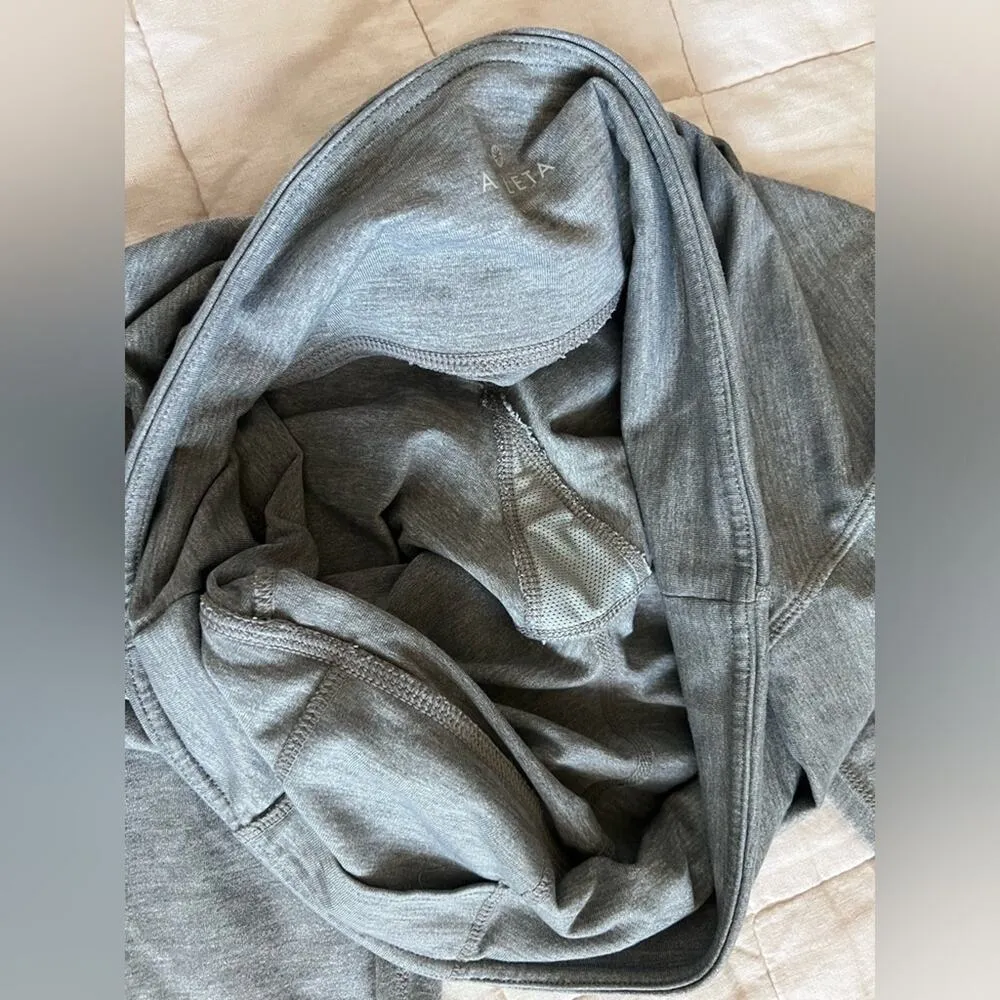 Athleta Chaturanga High Rise Grey with White Mesh Stripe Yoga Athletic Pants - L - Image 3