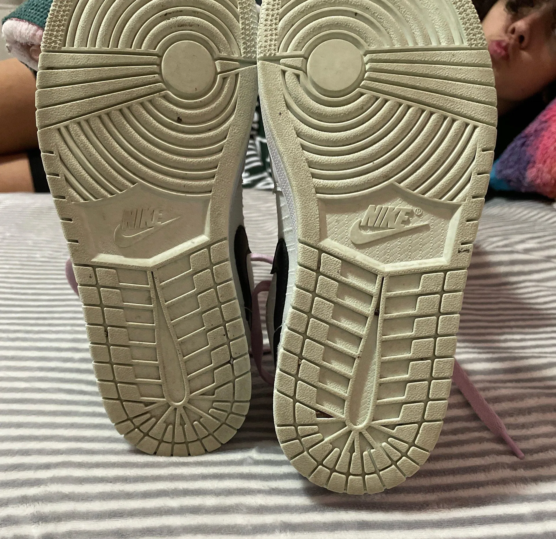 Jordan 1 Low - Image 6