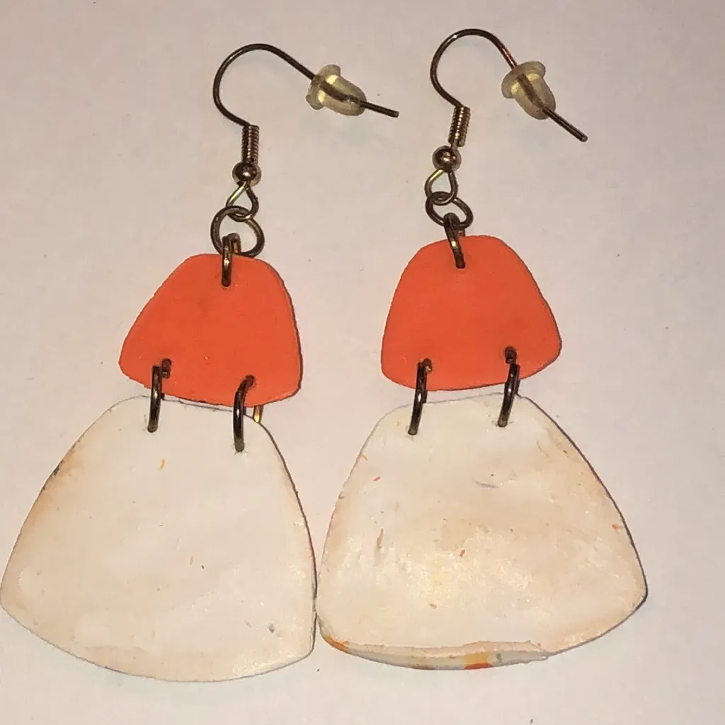 Colorful Orange White Retro Boho Clay Geometric Dangle Earrings - Image 4