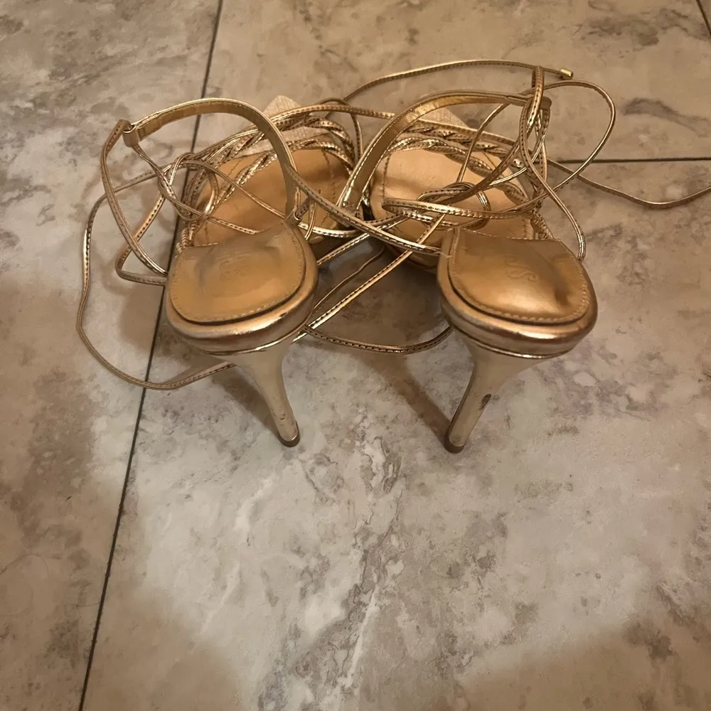 Jhessy Heels in Platina Gold - Image 5