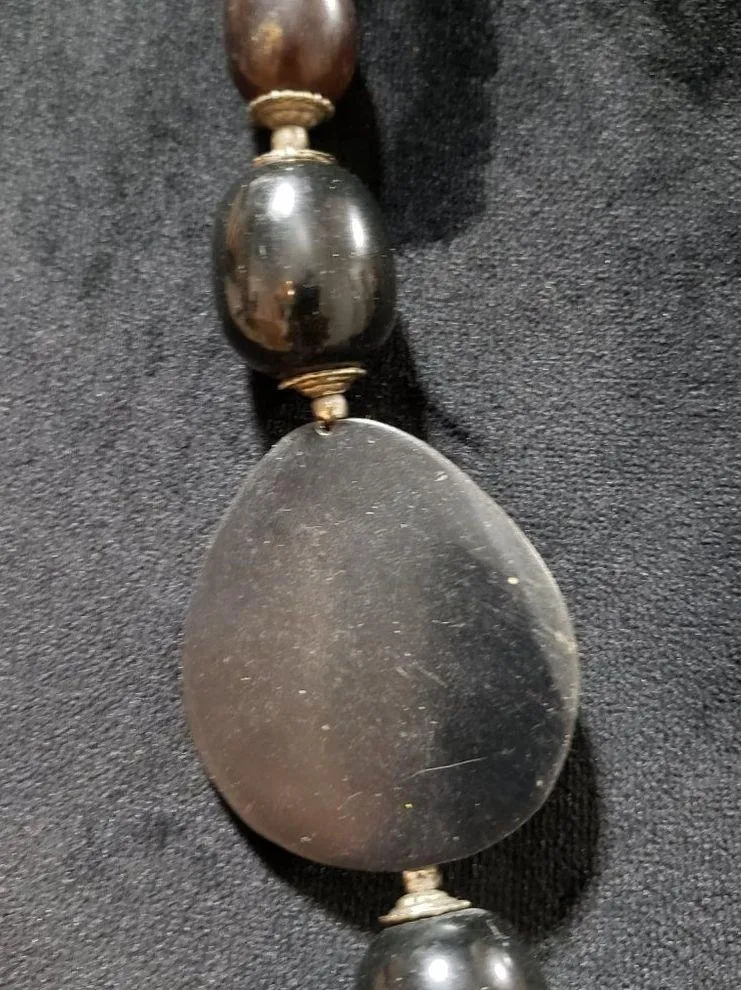 Womens Fashion Chunky Black Mottled Ceramic Beaded Collar Necklace w/ Hook & Eye - Image 5