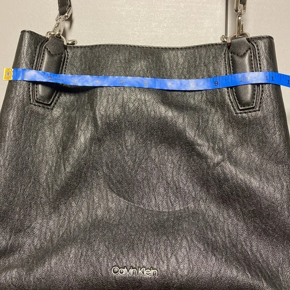 Calvin Klein  Leather Double Handle Shoulder Tote - Image 12