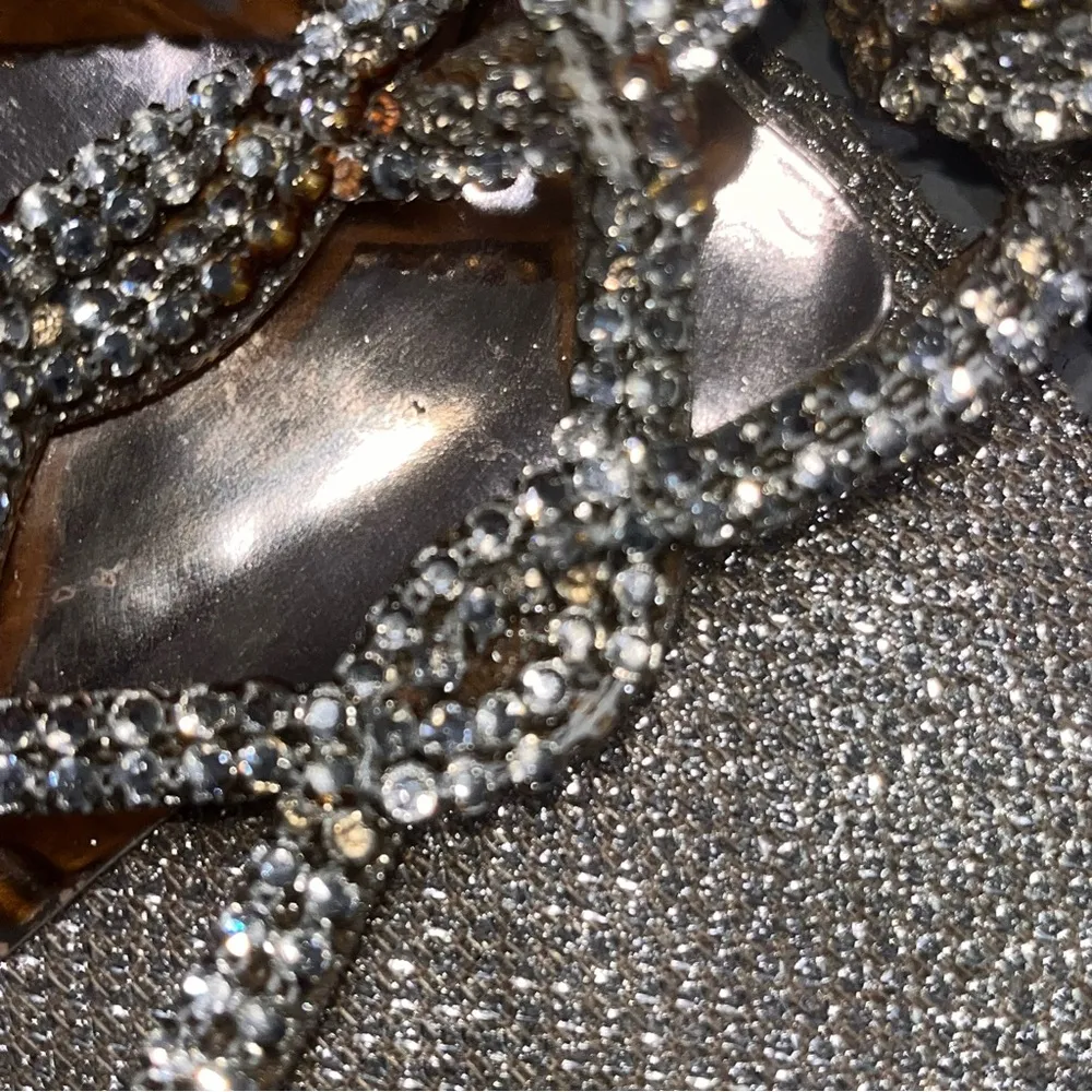 Badgley Mischka Women's Sofie Rose Gold Platino Rhinestone Flats Sandals size 9 - Image 11