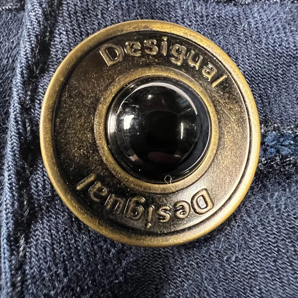 Desigual Navy Blue Jogger Jeans Flower Graffiti Size 30 - Image 8