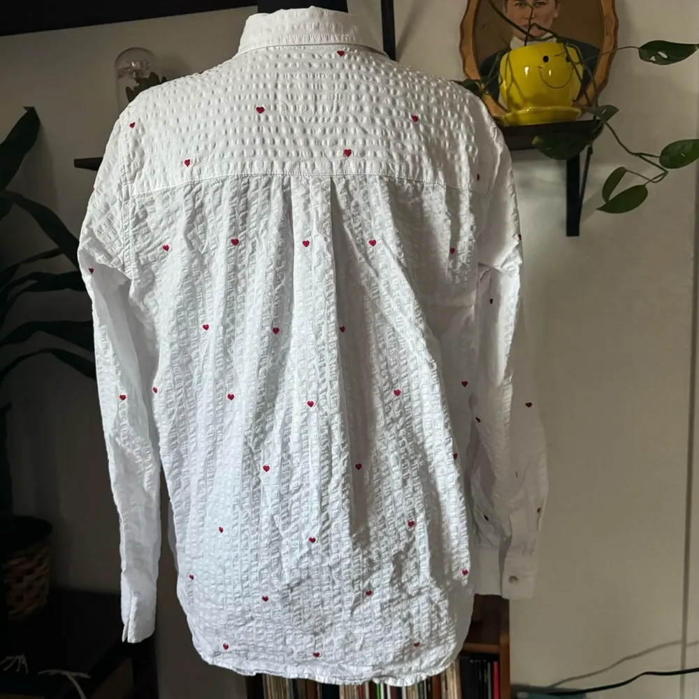 Rails Taylor Embroidered Mini Hearts Seersucker Shirt - Image 9