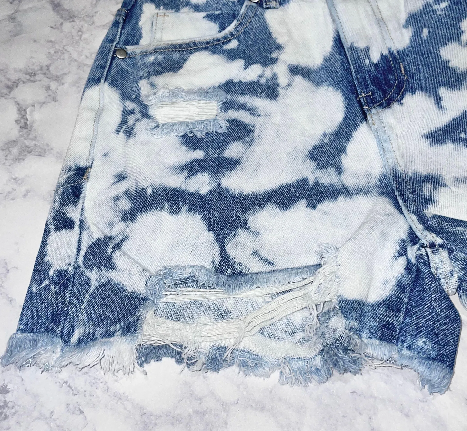 New  Ripped Cutoffs High Rise Shorts Non-Stretch Denim Blue Bleached Wash - Image 3