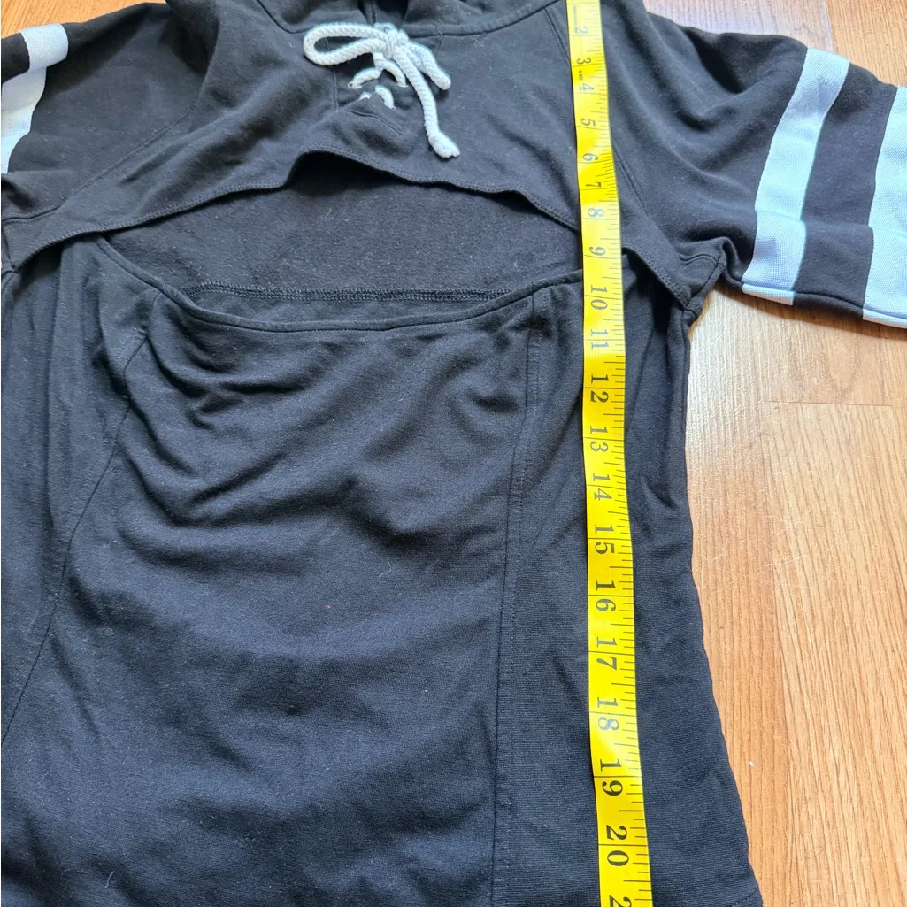 VENUS Black and White Striped Hoodie - Image 7