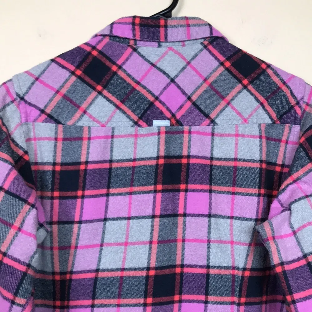 Columbia Women’s Plaid Flannel Pink Gray Black Button-Up Long Sleeve Shirt - Image 6