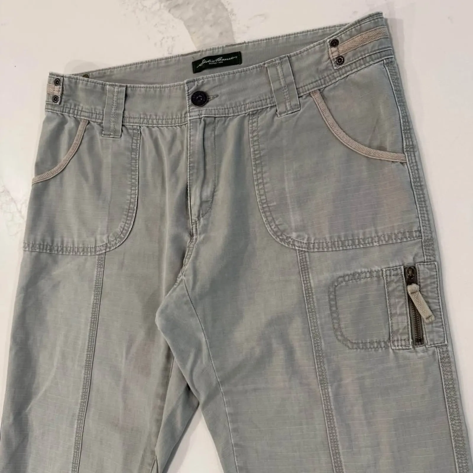 Eddie Bauer Blakely Fit Cropped Cargo Capri Utility Pants Women's 8 Sage Green - Image 2