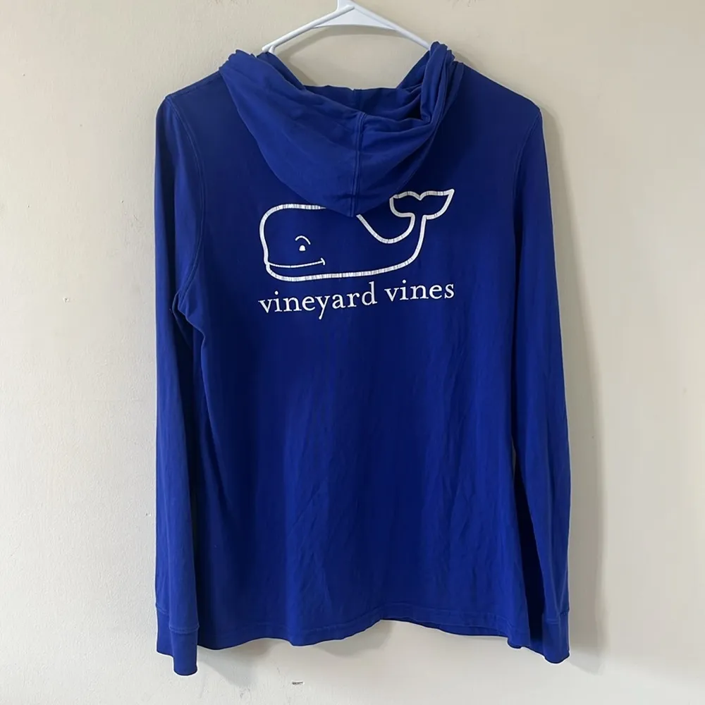 Vineyard Vines Vintage Whale Graphic Hoodie Blue White Size Small - Image 4